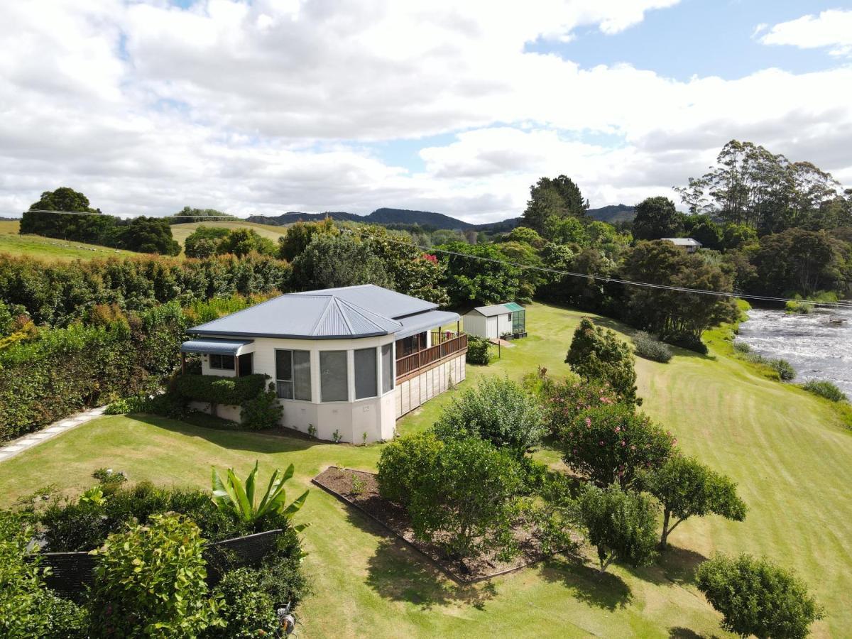 Te Awa Lodge Пайхия Екстериор снимка